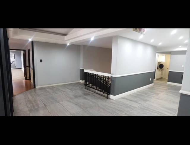 BUSINESS PROPERTY TO RENT IN ERASMUSKLOOF